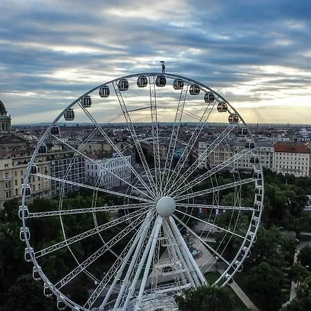 Yoisho Penthouse Budapest